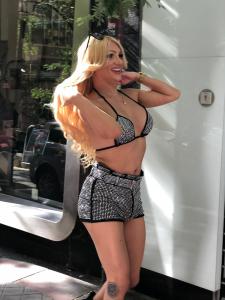 641552704: Transexual en La Coruña