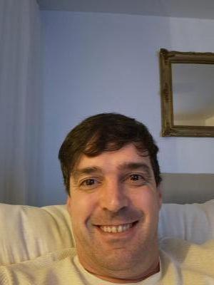 696689093: Chico busca chica en Alicante