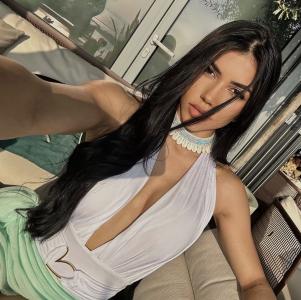 696994929: Chica busca chico en Alicante