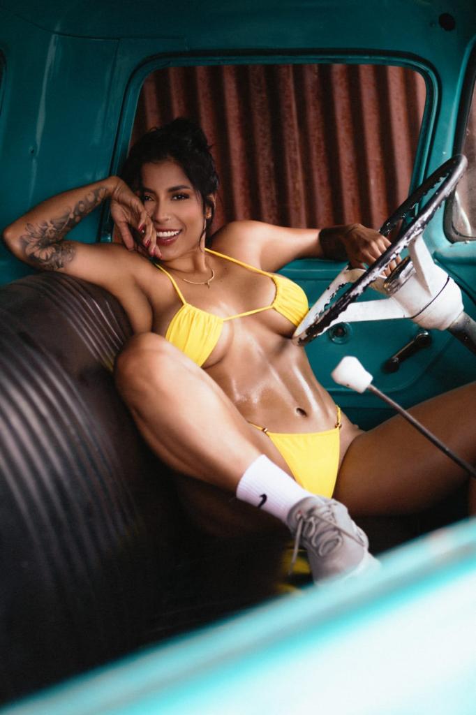 Chica busca chico en Alicante: 