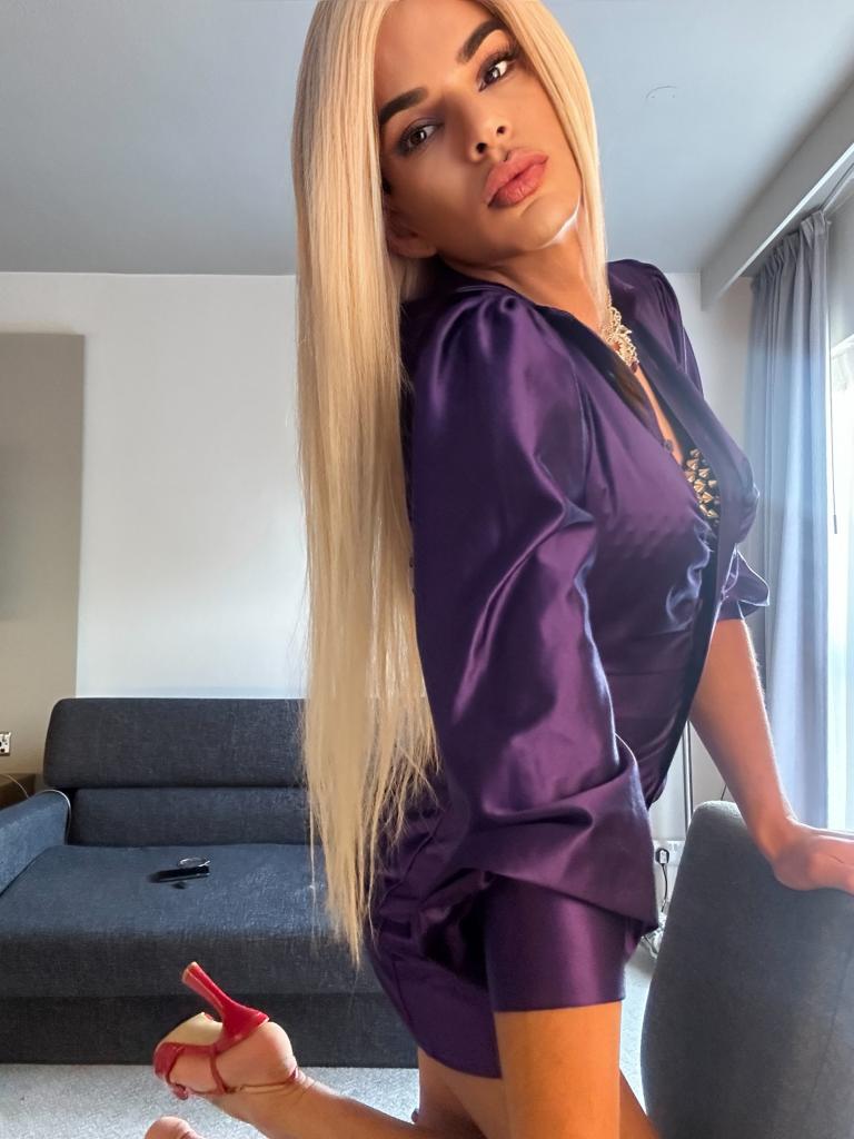 672136230: Transexual en Sevilla