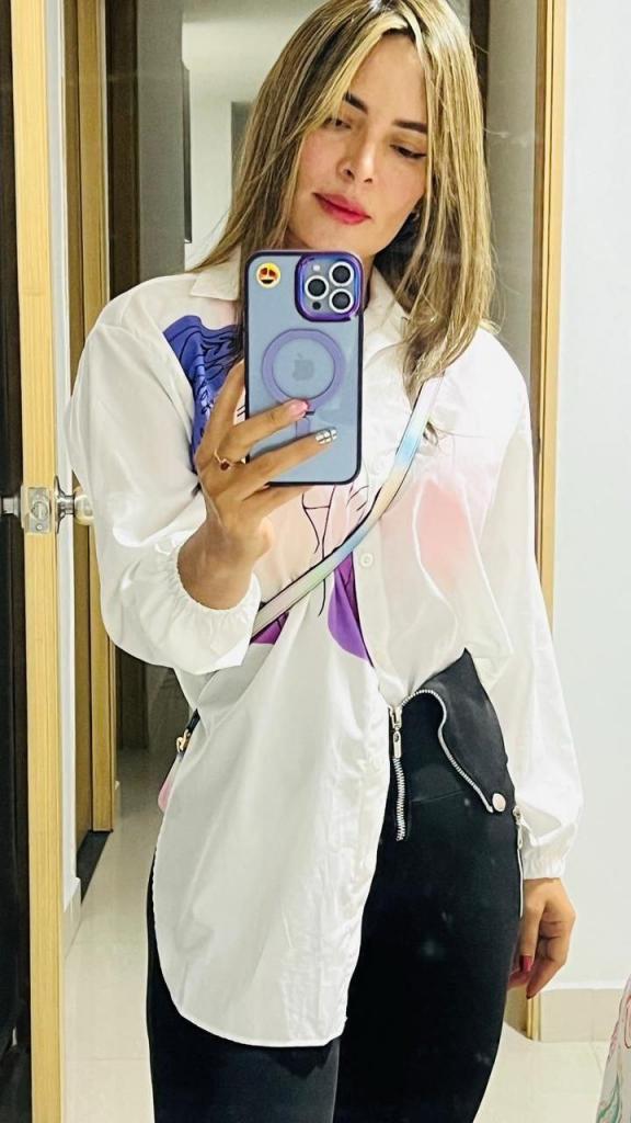 646638636: Chica busca chico en Málaga