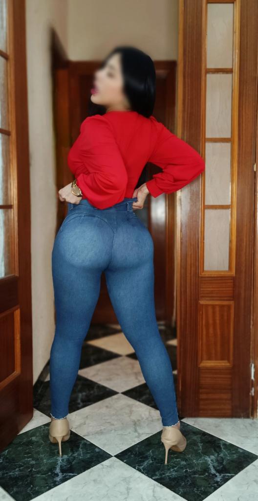 684756043: Chica busca chico en Granada