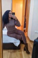 613677079: Chica busca chico en Orense