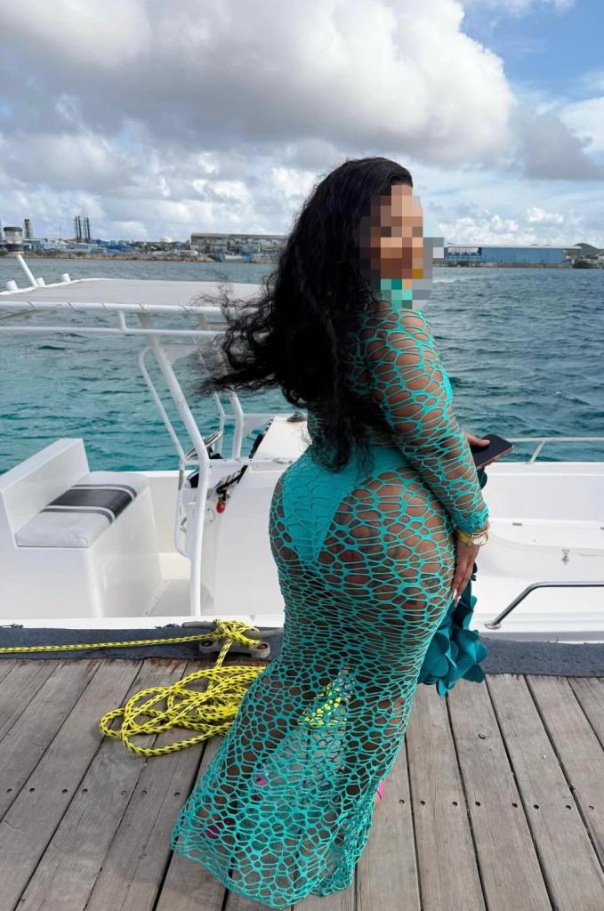 Chica busca chico en Valencia: 