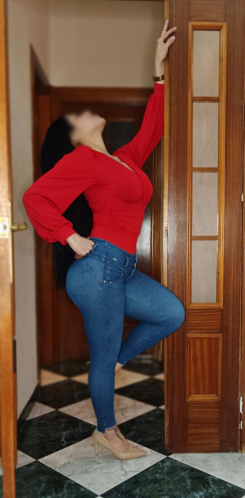 Chica busca chico en Granada: 