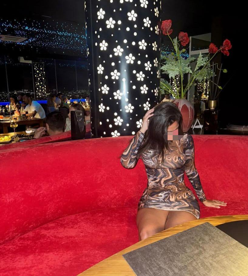 627472512: Chica busca chico en Murcia