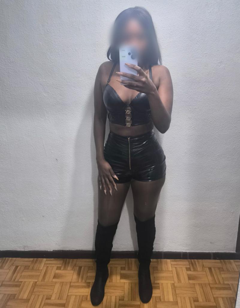 Chica busca chico en La Coruña: 