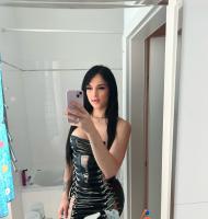 677882549: Travesti en Barcelona