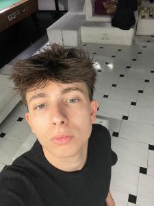 Chico busca chica en Barcelona: 