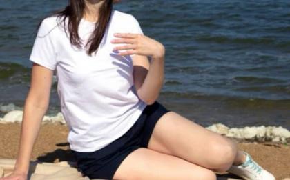 664389681: Chica busca chico en Barcelona