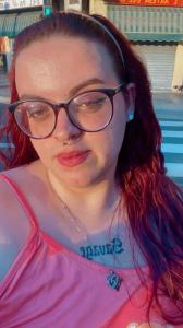 610808728: Chica busca chico en Valencia