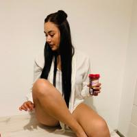 611244096: Chica busca chico en Granada