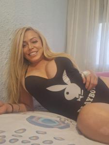 Chica busca chico en Huelva: 