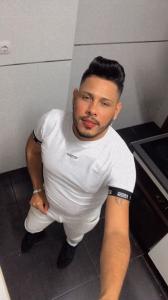 Chico busca chica en Almería: 