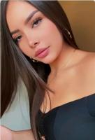 670490550: Chica busca chico en Barcelona