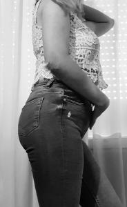 605360017: Chica busca chico en Sevilla