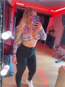 Chica busca chico en Orense: Chica busca chico