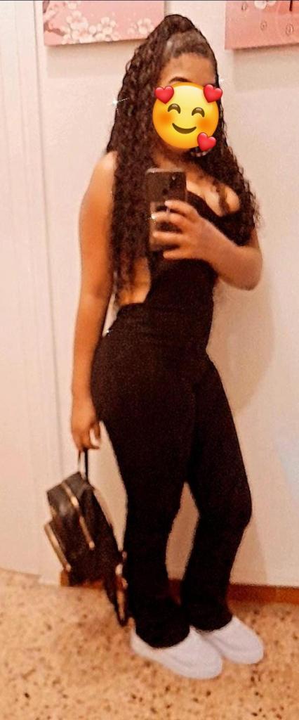 Chica busca chico en Sevilla: 