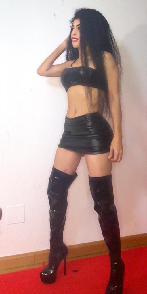 634346521: Chica busca chico en León