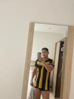 613637662: Chico busca chica en Granada