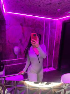 678968608: Chica busca chico en Cantabria