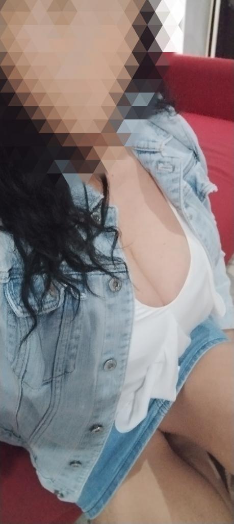 Chica busca chico en Sevilla: 