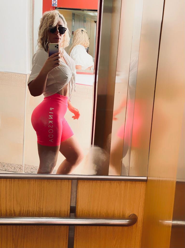 Chica busca chico en Granada: 