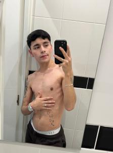 617751173: Chico busca chica en Barcelona