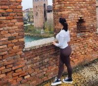 613882978: Chica busca chico en Lugo