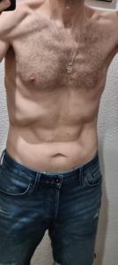 Chico busca chica en Granada: 