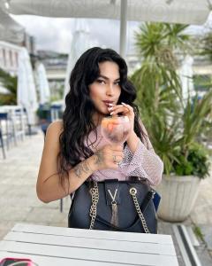 643556105: Transexual en Barcelona