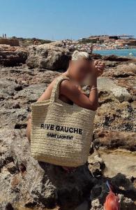 643853594: Chica busca chico en Madrid