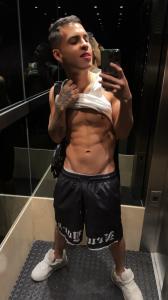 610073136: Chico busca chica en Barcelona