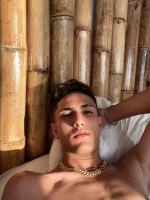 604385797: Chico busca chica en Alicante