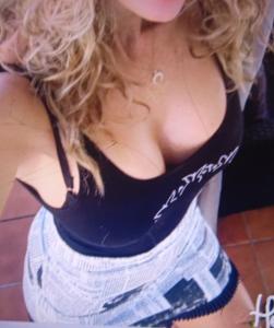 624704422: Chica busca chico en Huelva
