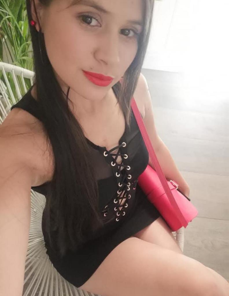 613123040: Chica busca chico en Alicante