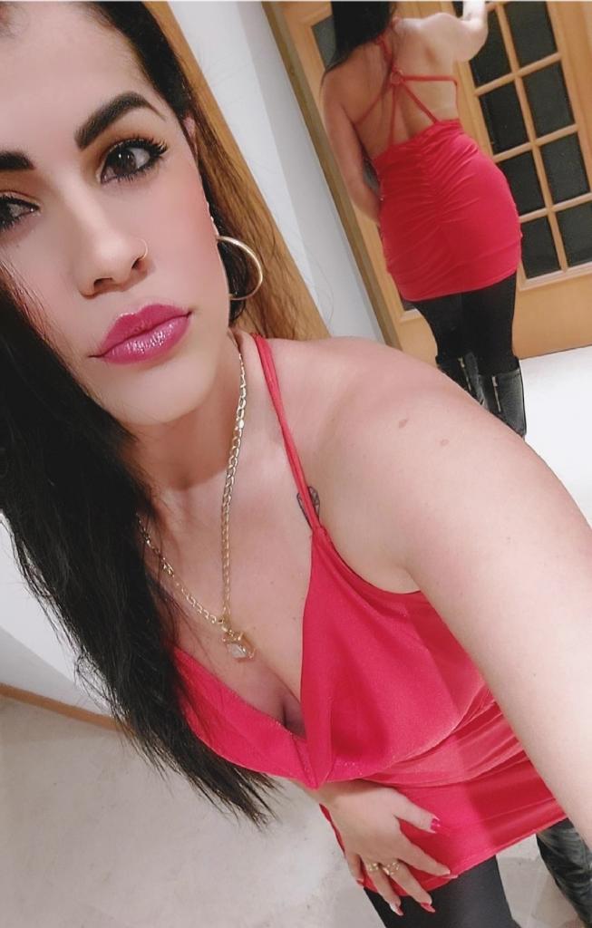 641895805: Chica busca chico en Zaragoza