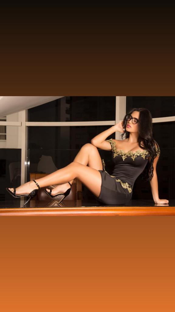 Chica busca chico en Tenerife: 