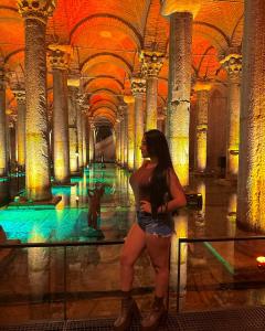 680694360: Chica busca chico en Madrid