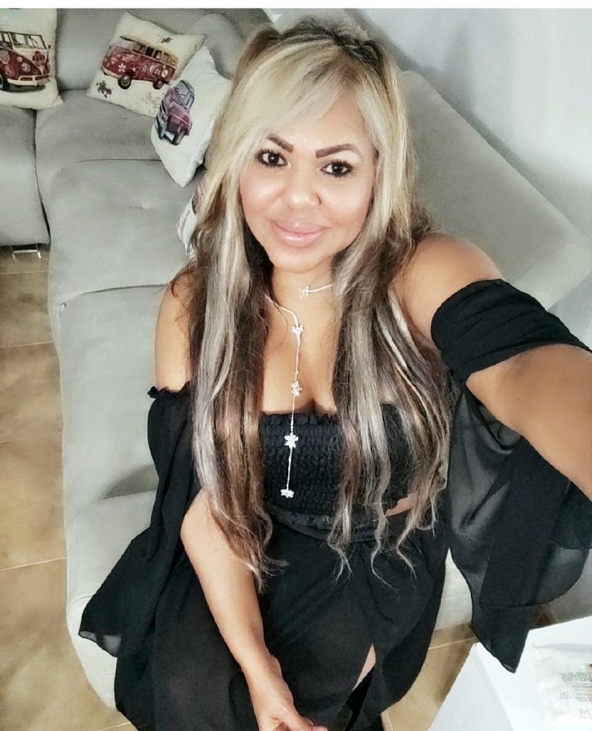 Chica busca chico en Sevilla: 