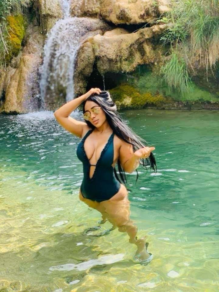 641937441: Chica busca chico en Navarra