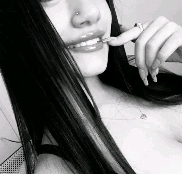 604227019: Chica busca chico en Barcelona