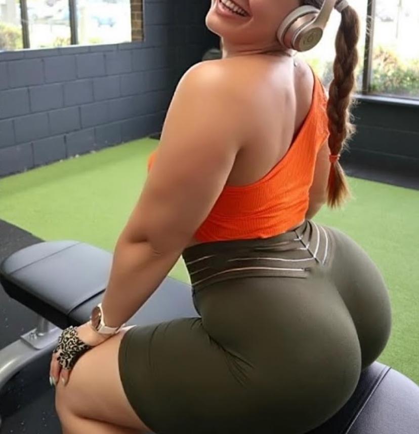 614260121: Chica busca chico en Sevilla