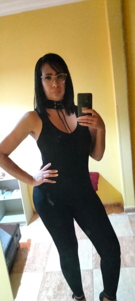 Chica busca chico en Tenerife: 