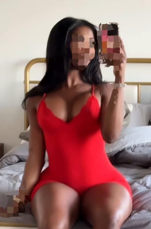 Chica busca chico en Almería: 