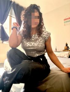 641617367: Chica busca chico en Lérida