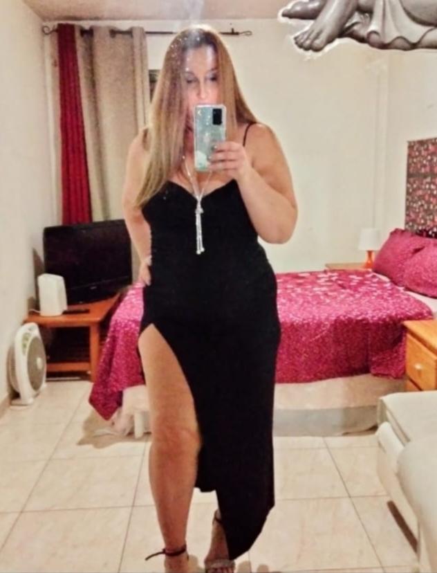 647684852: Chica busca chico en Tenerife
