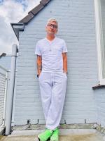 608259318: Chico busca chica en Barcelona