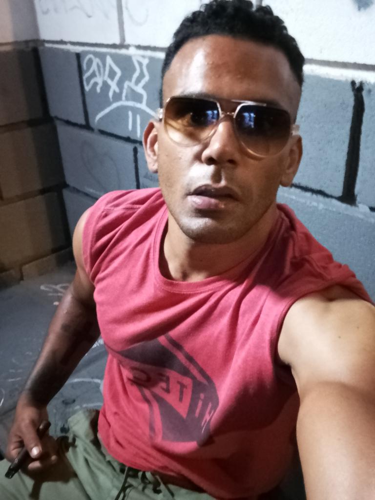 603962773: Chico busca chica en Tenerife